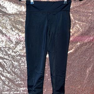 GENTLY USED - BALERA - BLACK DANCE MID LEGGINGS - SIZE: INTERMITTENT CHILD (Med)
